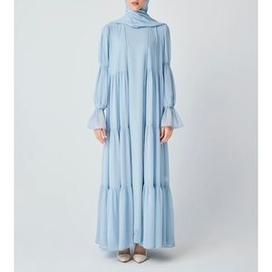 Zahraa the label abaya